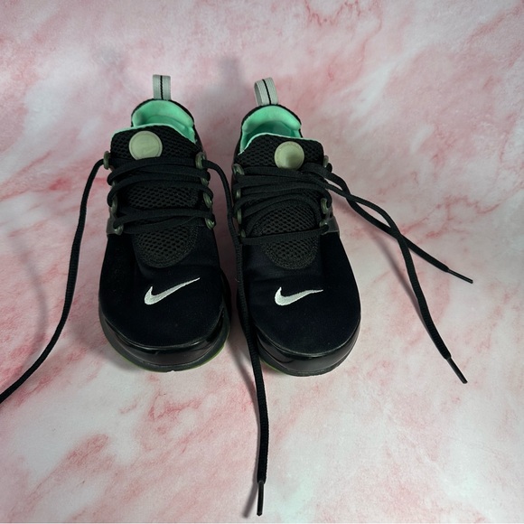 NIKE Presto Sneakers Green Glow Shoes US 4Y UNISEX - Picture 6 of 13